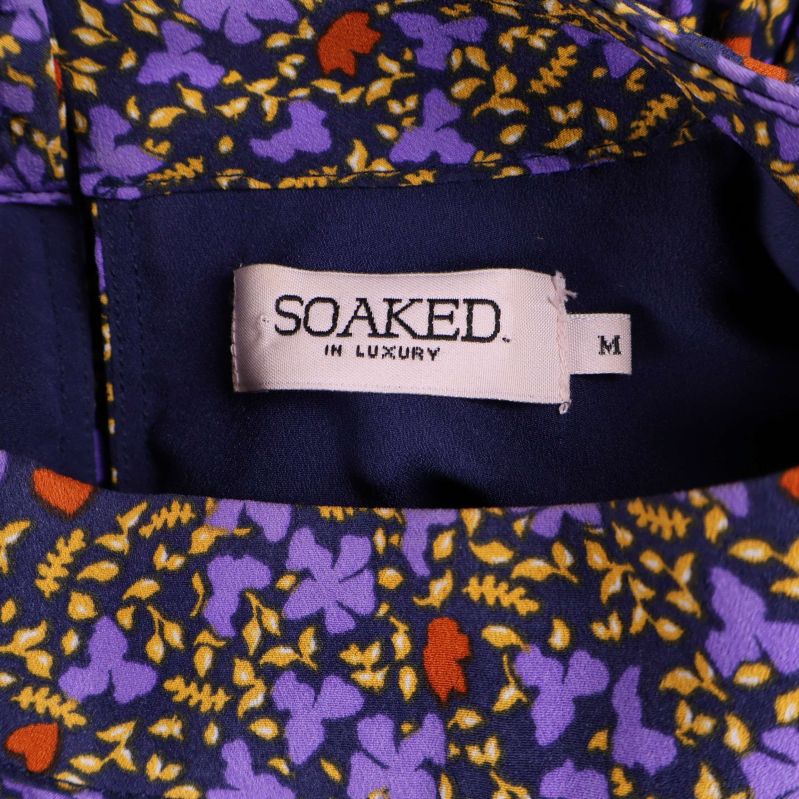 Närbild på Soaked in Luxury-märkesetikett
