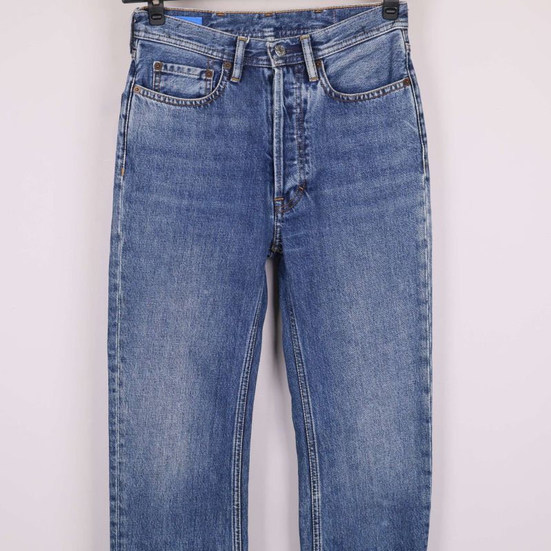 Övre del av jeans med fickor och blixtlås fram
