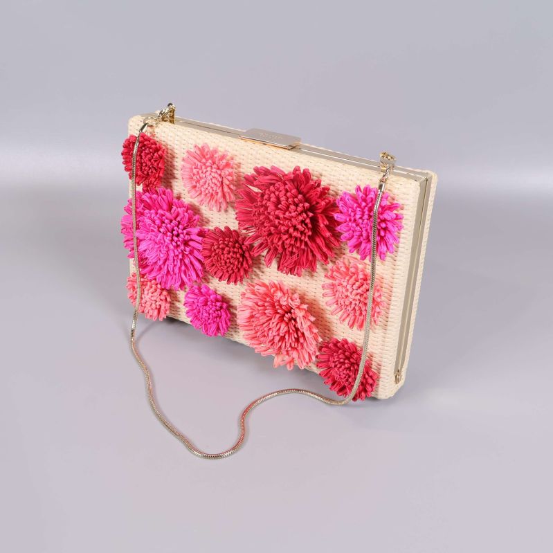 Clutch med färgglada rosa pompons och axelkedja