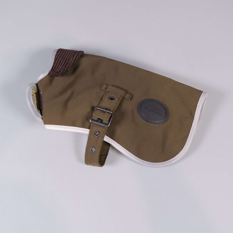 Khakifärgat barbour hundtäcke med spänne och vit kant