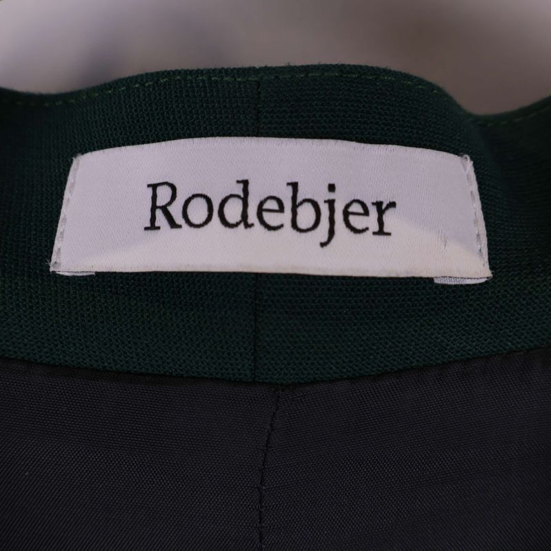 Närbild på Rodebjer-loggan 