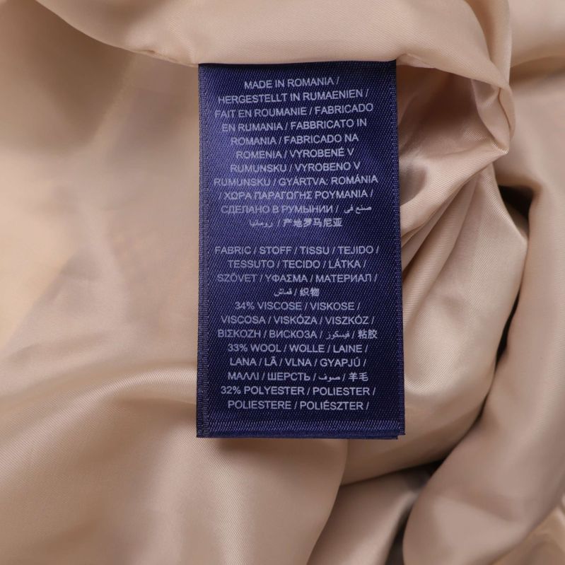 Materiallapp visar viskos, ull och polyester