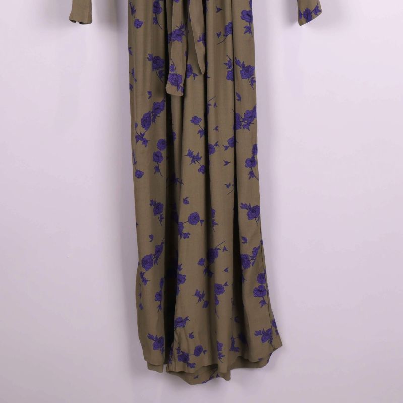 Nederdel av jumpsuit med långt fall och blommönster