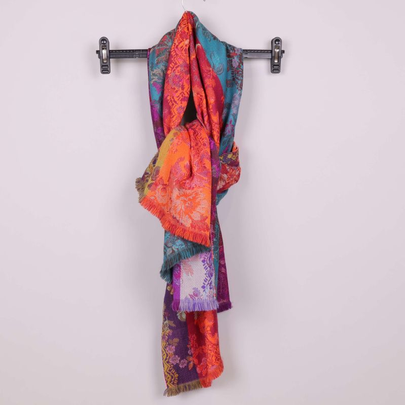 Scarf i sin fulla längd