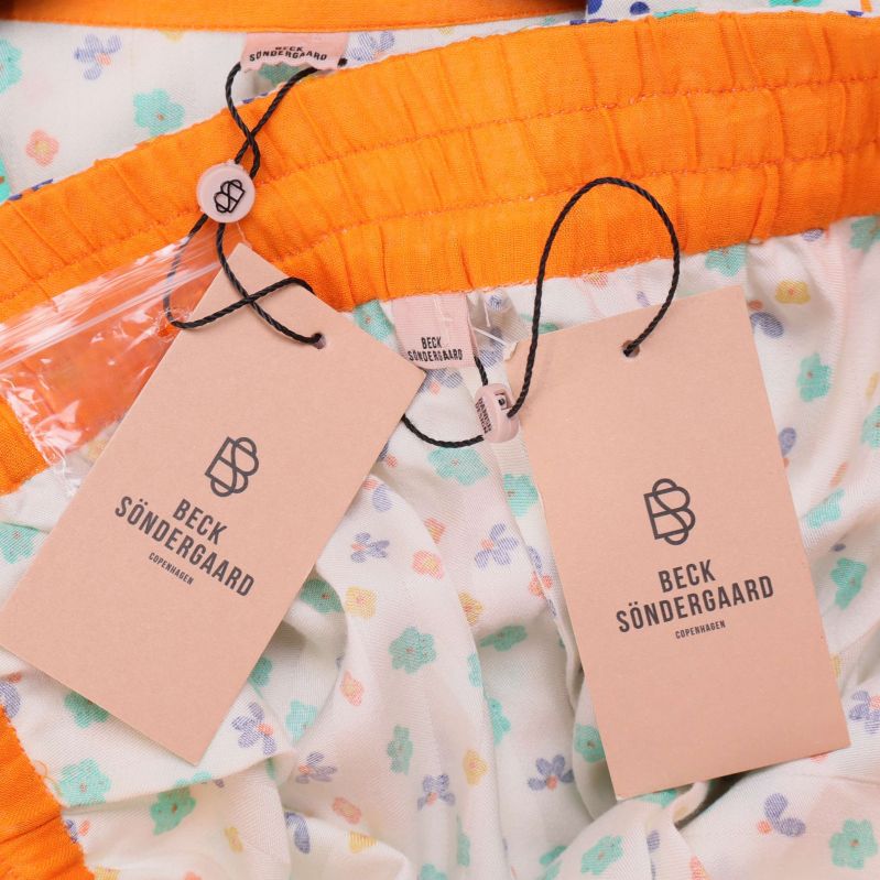 Långärmad blommig pyjamastopp med orange kant